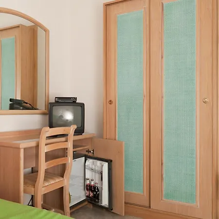 Del Postiglione Hotell 3*