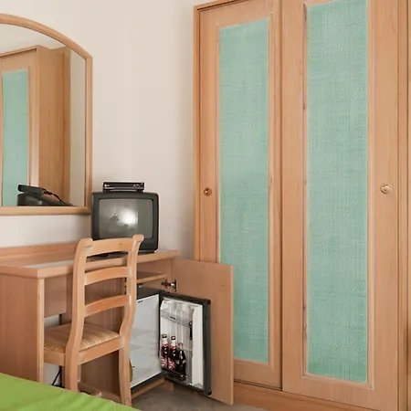 Del Postiglione Hotel 3*