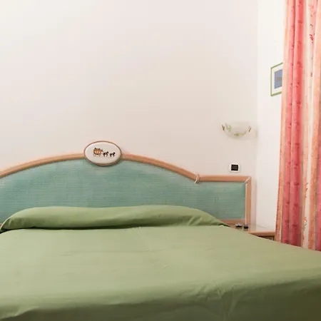 Del Postiglione Hotel 3*