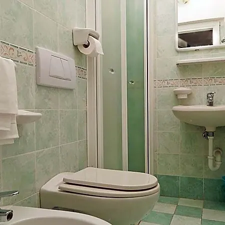Del Postiglione 3* Ischia