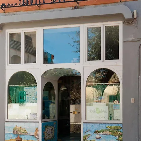 Del Postiglione Hotel 3*